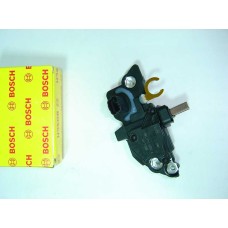 F00M144181 BOSCH Реле регулятор напряжения генератора