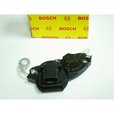 F00M255202 BOSCH Реле регулятор напряжения генератора