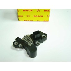 F00M346026 BOSCH Реле регулятор напряжения генератора