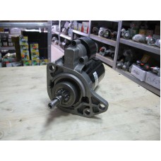 0001110076 BOSCH Стартер (12V 1.7kW)