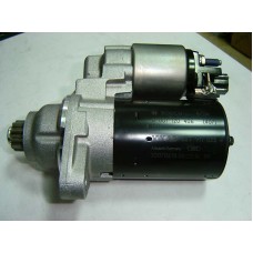 0001120407 BOSCH Стартер (12V 1kW)