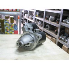 0001107439 BOSCH Стартер (12V 1.1kW)